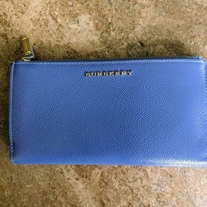 AUTHENTIC Burberry Bi-Color Continental Wallet